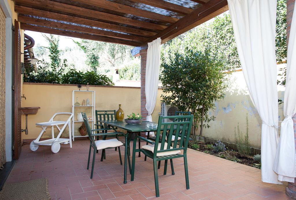 La Rondine Apartment Lucca Phòng bức ảnh