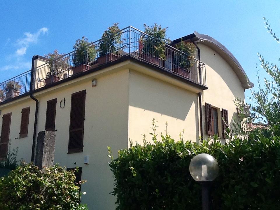 La Rondine Apartment Lucca Ngoại thất bức ảnh